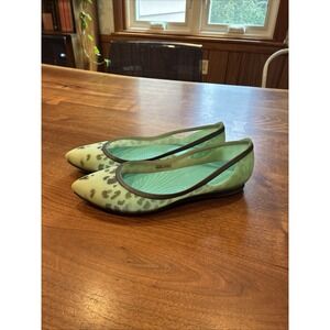 CROCS Womens Rio Ballet Flat Faded Leopard Pointed Toe Slip On Size 8 EUC
